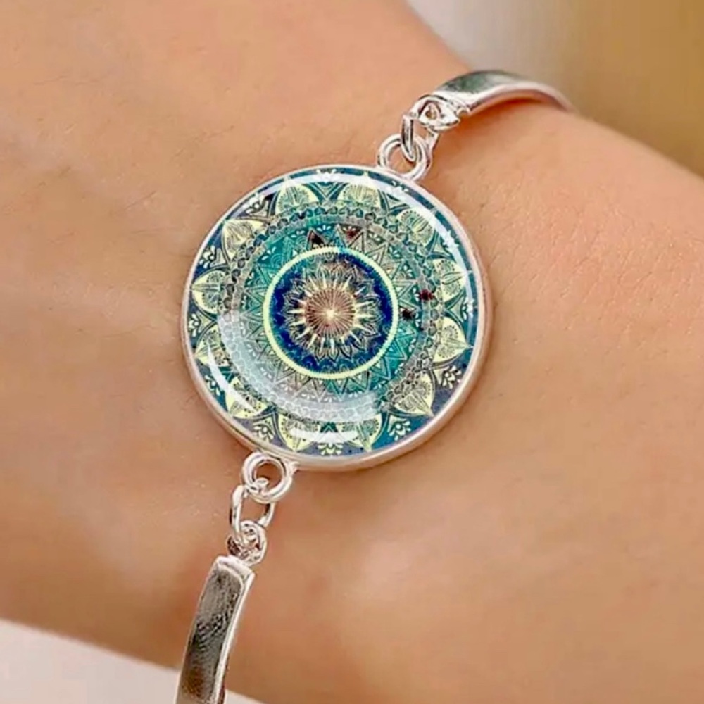 NEW Teal Mandala Cabochon Bracelet